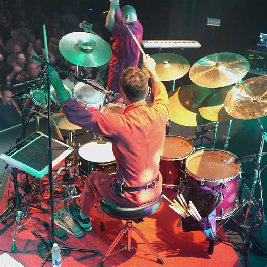 Watch our drummer, Matt Grou , absolutely nail @rush ’s Spirit of Radio — drumming and singing at the same time! What a legend! 🤘 | New World Men