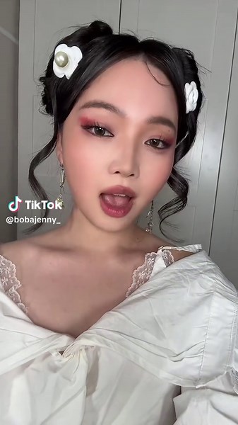 Jennie Kim Inspired Makeup Looks from Zen