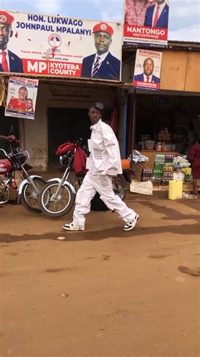 Essentials of Running a Street Business with the Gang