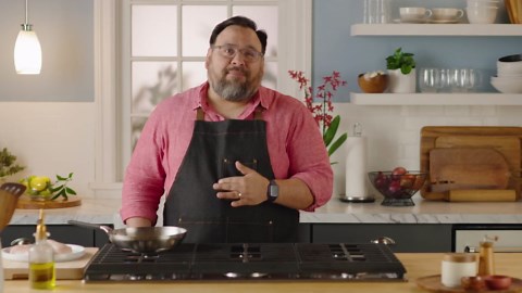 Farberware Classic Stainless Steel 4-Quart Covered Saucepot - - Silver