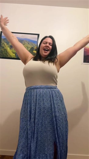 Les commentaires méchants ne m’empêcheront pas d’être heureuse ! 🤣#fyp#pourtoi#trend#dance#goodvibes