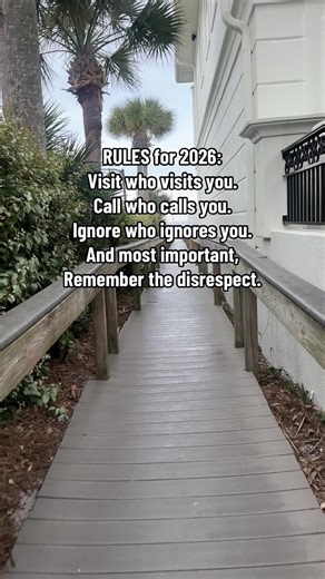 The Holly Lynn (@hey.hollylynn)’s videos with original sound - concertclips222