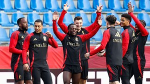 Diables Rouges : 26 joueurs à l'entrainement, à la veille du match retour contre l'Ukraine - RTBF Actus