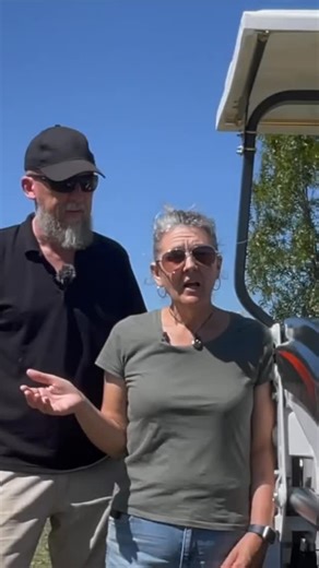 Off-grid living comes with its challenges — but for Deb and Dan, their Bobcat® CT2040 tractor makes every job feel a little easier and every day more rewarding. 💪 @simplyoffgridaustralia | Bobcat Australia