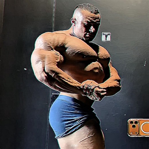 Holy FUAARK // @genet1canomaly #anabolic #geneticanomaly #viral #hardaf #gymtok