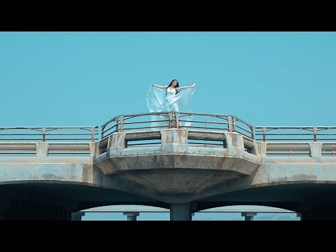 Liliac - Sail Away [Official Music Video]