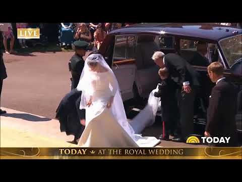 Meghan Markle pushes mans hand rudely away at Royal Wedding while getting out of car