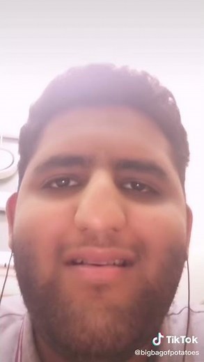 I am in the toilet taking a shit