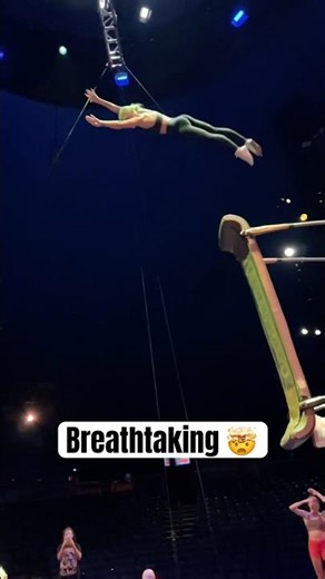 Outstanding Barani Jump Performance! 🤸🏼‍♀️ #gymnast #flip #circus