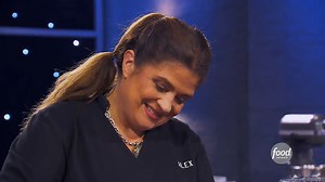 🚨SUNDAY NIGHT🚨 Alex Guarnaschelli puts it all on the line and serves up a dish she has NEVER made in a culinary competition! #AlexVsAmerica is all-new Sunday at 8|7c. | Food Network