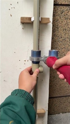 How to Join Plastic PPR Pipes Using a Heat Fusion Welder #plumbing #DIY #construction