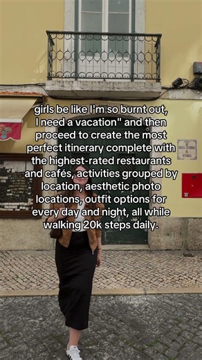 Grab our Ultimate Travel Planner spreadsheet from smartwomensociety.com ✈️🌎 #travelplanning #travel