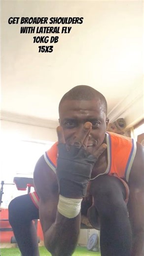 Get Broader Shoulders With Lateral Fly W/ 10KG DB 15X3 #sidelateralraise #shoulder