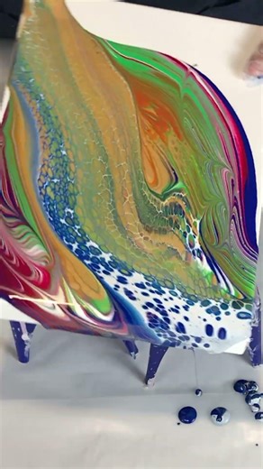 LEFT OVER PAINT RING POUR AND SWIPE. #fluidart #fluidartist #painting