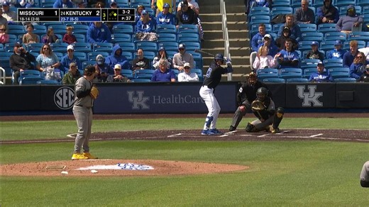 "Kaden Peer is an absolute stud out in center field." - @ESPNLowellWe agree.#MizzouNOW