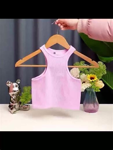 video, Women's Solid Round Neck Ribbed Crop Sports Vest, Quick Drying Breathable Comfortable Crop Sports Tank Top for Yoga Gym Workout Running, Ladies Sportswear for All Seasons