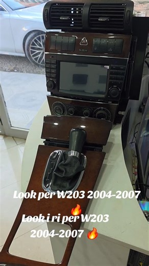 Autoaksesor Vini on Instagram: "Kasetofona android per me shum se 100 modele makinash🔥 (Marrim dhe me porosi per cdo model makine) 📌 Memoria 2+32 dhe 4 giga ram + 64 giga rom 8core + carplay📌 📌Radio,bluetooth,usb,navigator,wifi,youtube,google,play storie etj📌 📌Suport kamera para mbrapa,dvr me regjistrim,vend per sim cart etj📌 ❌️Cilesi maximale,shpejtesi,jo humbje volumi❌️ 🔥Logo per dyert,stema me led,kasa,usb,mp3 dhe aksesor te tjer🔥 Add Tirane astir..Cel 0688265062 Transport kudo ne 🇦