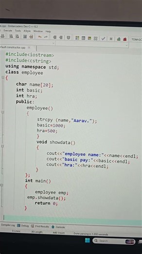 Default Constructor Program in C++/Oops
