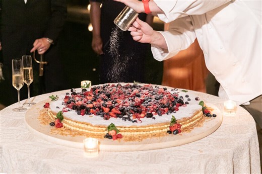 What is a traditional italian wedding cake | Beachweddingtips.com