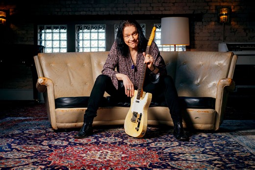 Album Review : Robben Ford - Two Shades of Blue