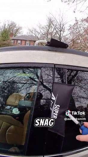 Snagging a Car with a SNARE | Locksmith Tips and Tricks