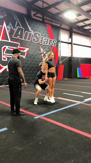 Gabi Butler (@gabi_butler1617)’s videos with Who's Zoomin' Who? - Aretha Franklin