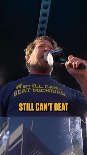 No. 4️⃣ on our top 10 moments from the BNK season... Dave's visit to Columbus 🤣 #cfb #football