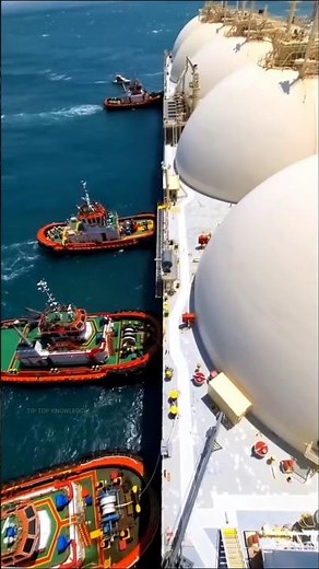 Unbelievable Strength of Tugboats ( How They Tow Huge Ships )