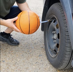 5.2M views · 66K reactions | Life-saving tips for unexpected car situations | 5-Minute Crafts Men | Facebook