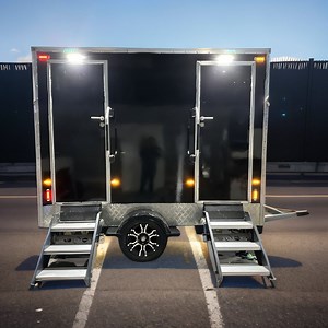 [Hot Item] Prefabricated Luxury Port a Potty Outdoor Restroom Trailers Portable Toilets for Sale