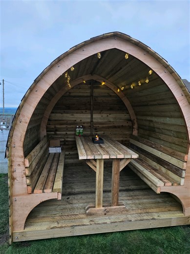 Lovely Pod, lovely customers. Another one done! Shingle pods starting at £2500 Signature pods starting at £1800 www.sycamore-creations.co.uk #gardenideas #gardenpod #BespokeDesign #OutdoorLiving #Handmade