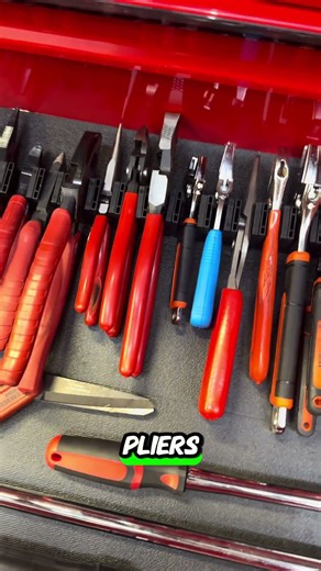 Nothing beats a fully organized tool cart organized by @toolboxwidget