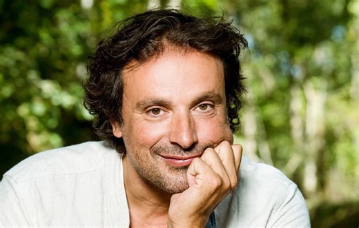 Mort de Bruno Salomone : D’Alexandre Astier à Jean Dujardin, les hommages affluent au lendemain du décès de l’acteur