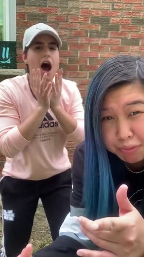 Extreme beatbox challenge 🗣 Slap across the face edition 👋😱 @kat.zmedia @theviibehouseto #beatbox #comedy #trend #tiktok #foryou #fyp