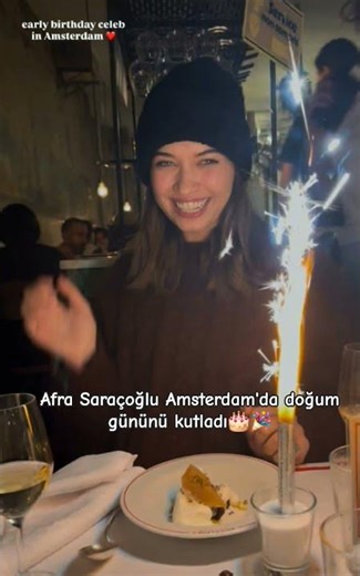 Afra Saraçoğlu Amsterdam'da doğum gününü kutladı.🎂🎉🎁🎈#keşfet #mertramazandemir #bday #afrasaraçoğlu