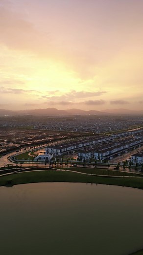 Breathtaking Senja Sunset Views in Puncak Alam and Eco Grandeur