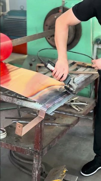 Step-by-Step Low Voltage Foil Winding Process | CHBEB Power Transformers