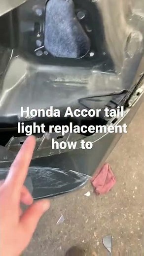 Honda Accord tail light replacement how too