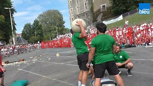 L'Euskal Erkula et ses 8 défis de force basque aux Fêtes de Bayonne | ici Pays Basque