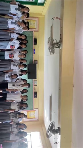 "Flexing our hero in the classroom! 💖 Proud advisory of Ma’am Arianne Amarado with her GRADE 9 ALUMINIUM students — learning is brighter and happier with her guidance. 🌟 #TeacherMoIFlexMo #MyTeacherMyHero" | Balocawehay NHS Supreme Secondary Learner Government