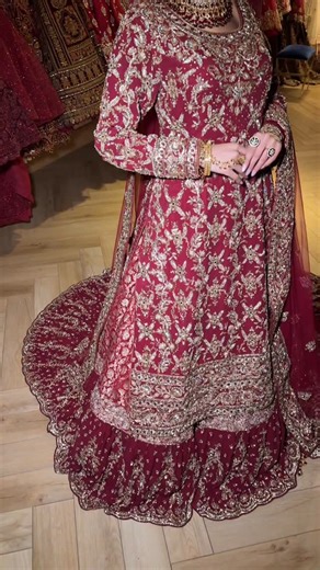 Seema Sarees on Instagram: "We’re so loving these new bridals in store the Pakistani style farshi kameez and lengha with back train and heavy liner length dupattas these are available in store and can be ordered to size in any colour combination so please dm for more information or what’s app on 07970 734610 Thanks to @_almua_ @hair_by_niggyxm @jewelsbyalina #desifashion #weddinginspiration #weddingideas"