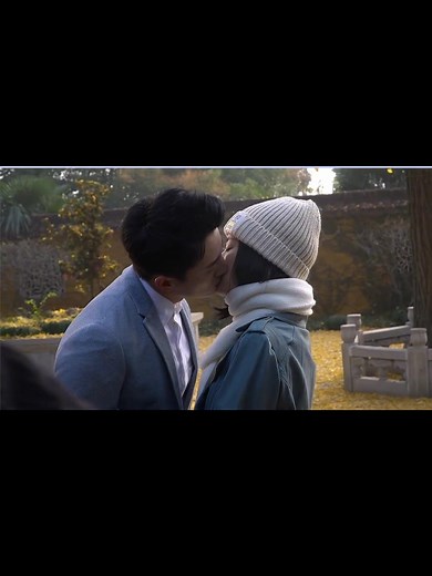 💖Behind the scenes of the kiss scene 💖吻戏的幕后花絮 📺Drama：月光变奏曲 🤗Welcome to click and watch🙌 #月光变奏曲 #Moonlight | C-drama guide
