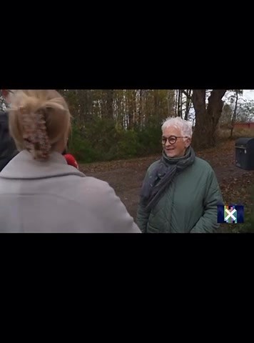 TV2 øst indslaget - optaget i Hyllested, en lille by ved Dalmose - (Hashøj)❤️ Måske er der politiske vitaminer i vandet herude, i hvert fald er vi hele 5 kandidater opstillet til byrådet i Slagelse kommune. | Sofie Janning