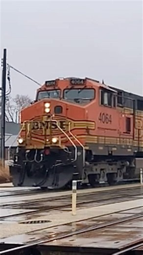 BNSF Dash 9 with a beautiful RS3L