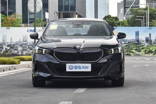 宝马再添“新成员”，配置确实丰富