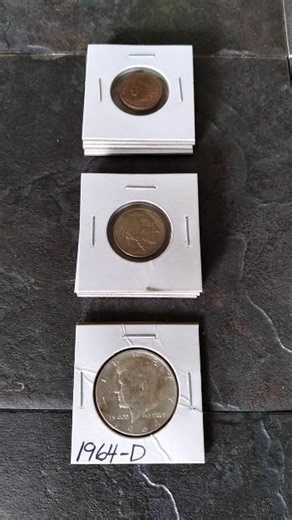 Coin roll hunting for key dates, silver coins, error varieties, best coin finds of the year 2025.