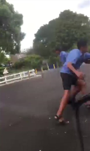 snapped his ankles into another game (mb for the bad res)