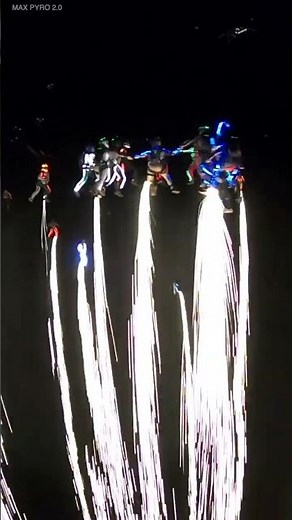 Skydivers perform record night dive with pyrotechnics in Eloy, Arizona #shorts