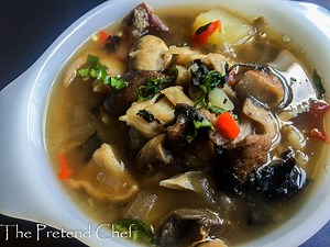 Mushroom Pepper soup - The Pretend Chef