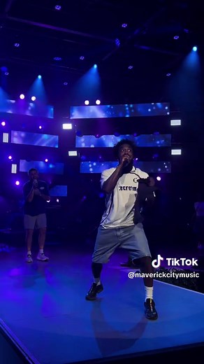 Holy Spirit Praise at Epcot: Worship Moment Tonight
